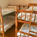 Familiar De Pintueles