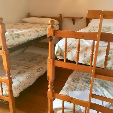 Familiar De Pintueles