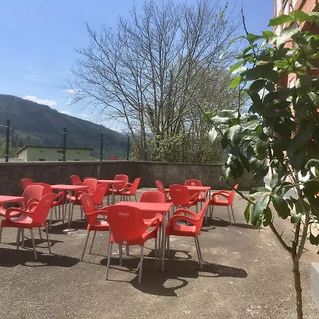 Familiar De Pintueles Piloña