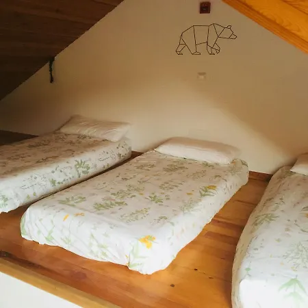 Familiar De Pintueles